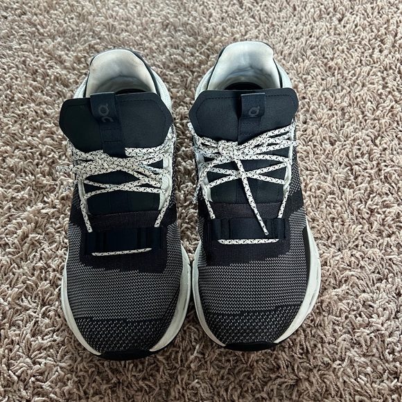 On Cloudnova Tennis Shoes - Picture 3 of 6